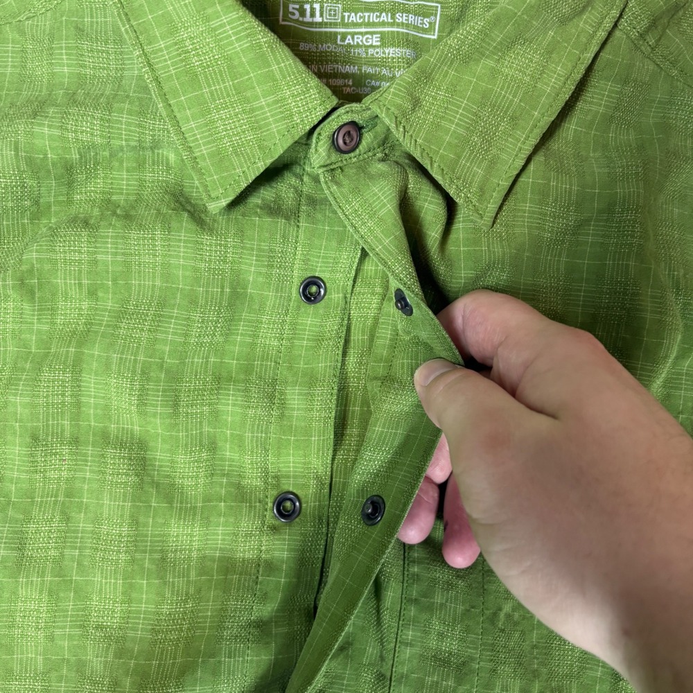 5.11 Tactical Shirts Mens Large Button Down Plaid Grid Green Outdoor Utility - Picture 6 of 7